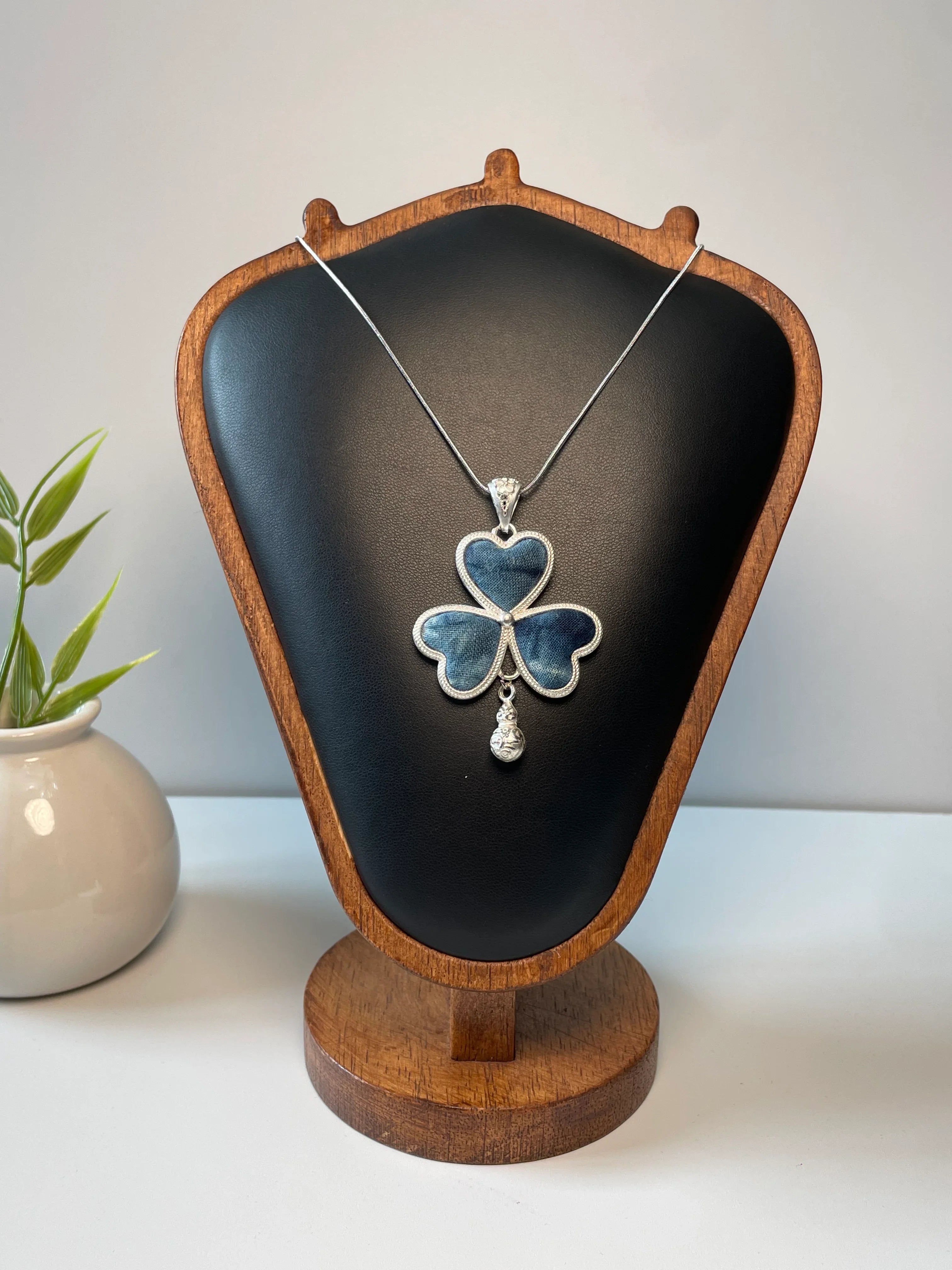 Miao Silver Plated Heart Clover Pendant Necklace Blue