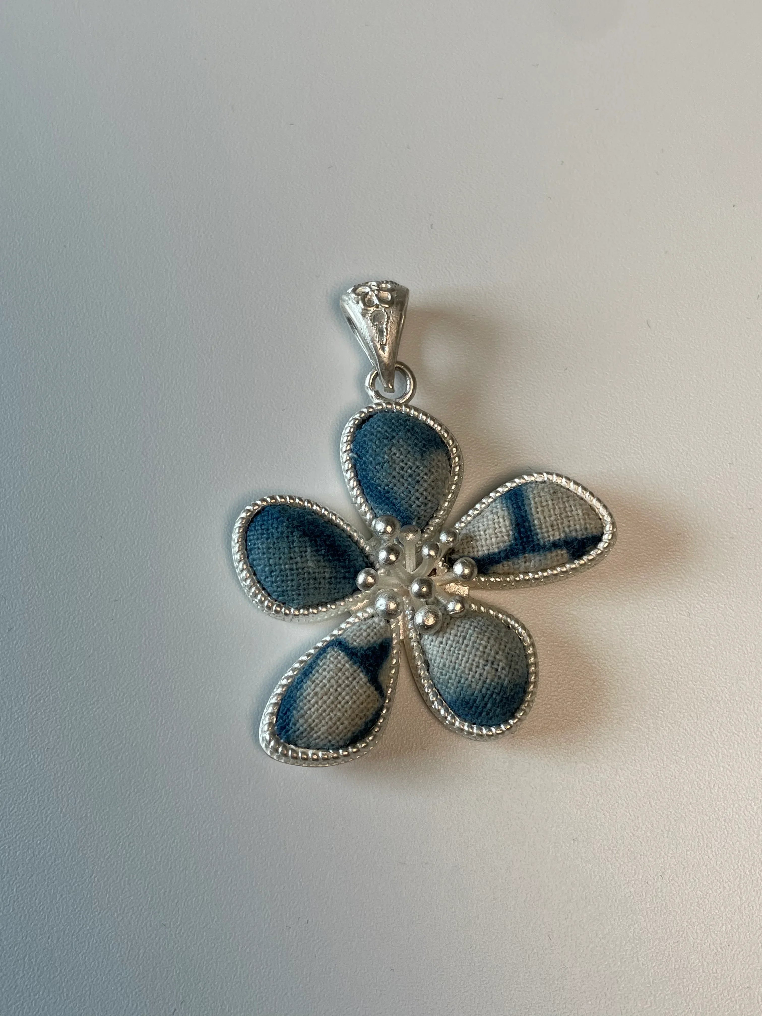 Miao Silver Plated Five Petal Flower Pendant Necklace Blue-Luma Vale